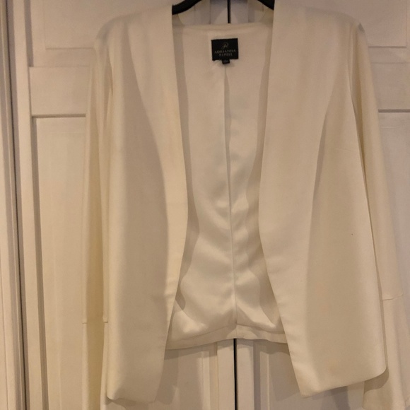 Adrianna Papell Jackets & Blazers - ADRIANNA PAPELL BLAZER